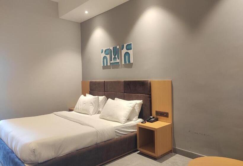 חדר דלוקס, Padmini Resorts