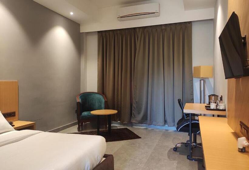 חדר דלוקס, Padmini Resorts