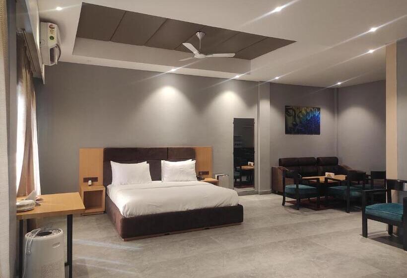 סוויטה, Padmini Resorts