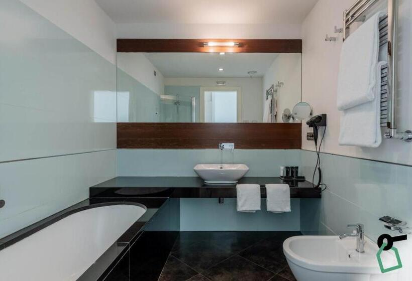 اتاق استاندارد, Hotiday Room Collection   Pisa