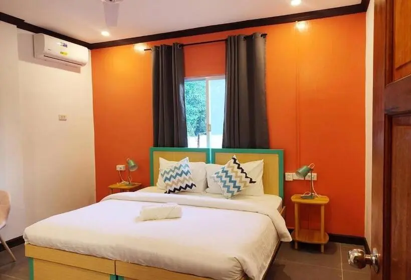 Villa 1 Makuuhuone Puutarhanäkymä, Abraham Bohol