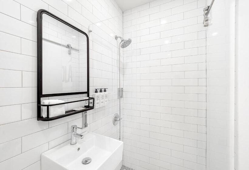 اتاق استاندارد با تختهای تاشو, Behome By Luxurban