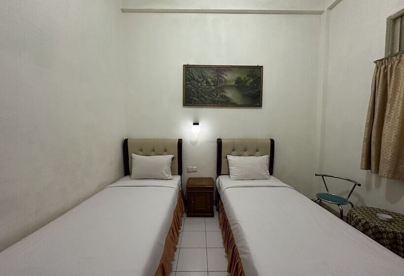 اتاق لوکس, Bintang