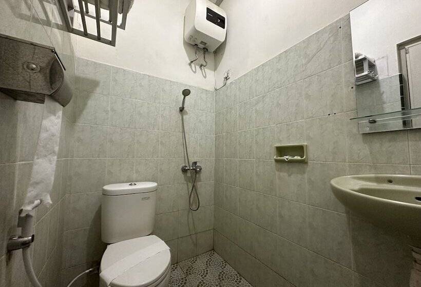 اتاق لوکس, Bintang