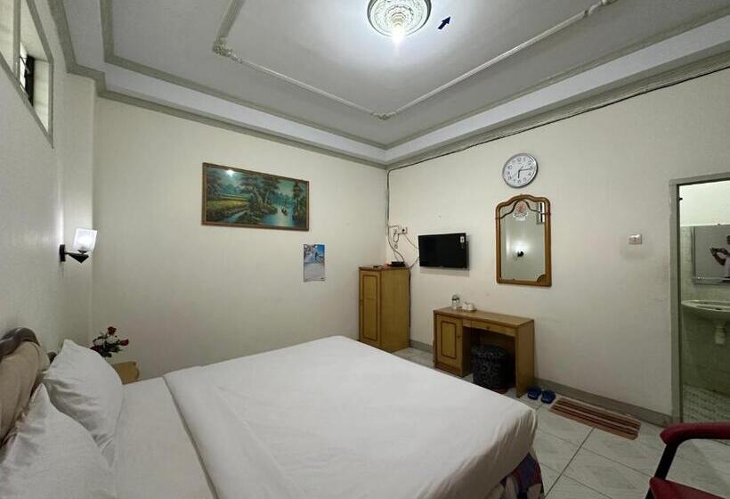 اتاق لوکس, Bintang