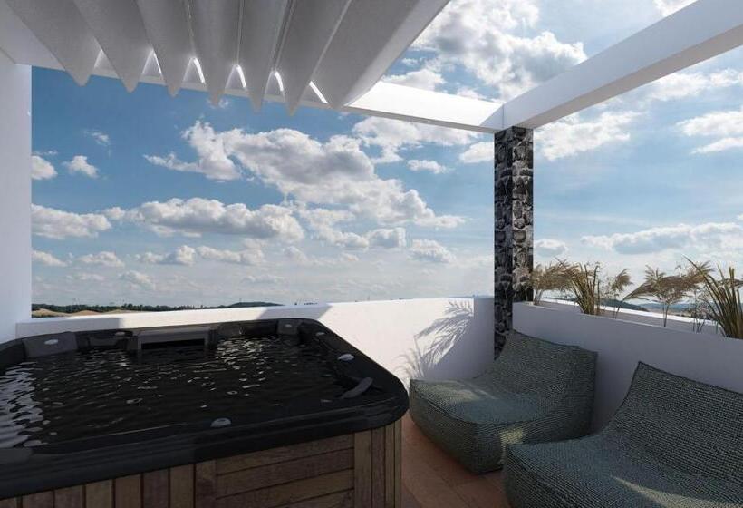Люкс Повышенной Комфортности, Santo Mangata Boutique Hotel By Chc Group