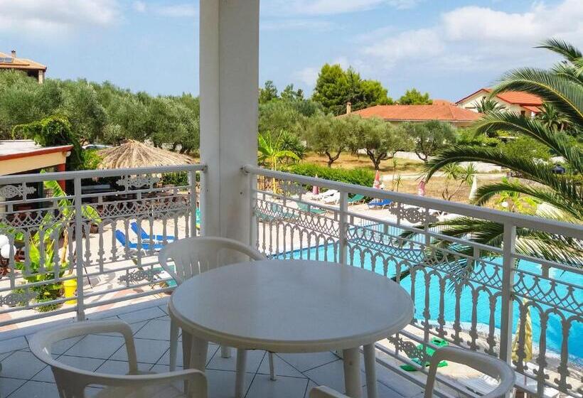 استودیوی استاندارد, Sunflower Apartments & Studios