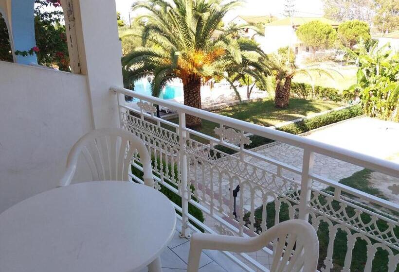 استودیوی استاندارد, Sunflower Apartments & Studios