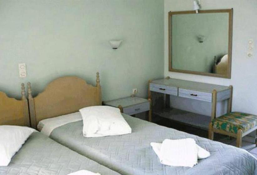 استودیوی استاندارد, Sunflower Apartments & Studios