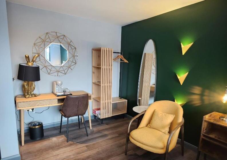 Люкс Вид на Море, Pinnacle Suites