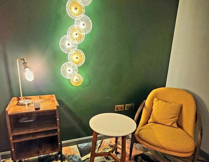 エクゼクティブスイート, Pinnacle Suites