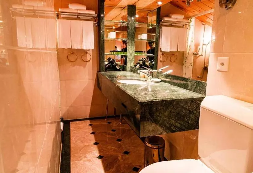 اتاق استاندارد سه نفره, Hillsite Smart Hotel Flims