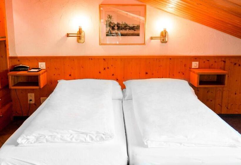 غرفة قياسية ثلاثية, Hillsite Smart Hotel Flims