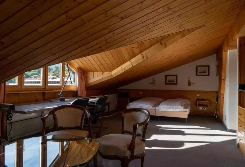 اتاق استاندارد چهار تخته, Hillsite Smart Hotel Flims