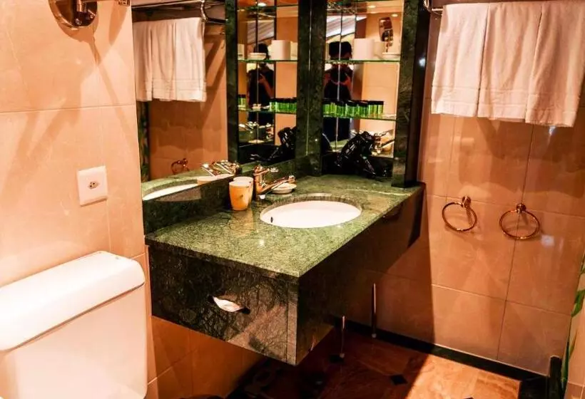 اتاق خانوادگی با چشمانداز کوه, Hillsite Smart Hotel Flims