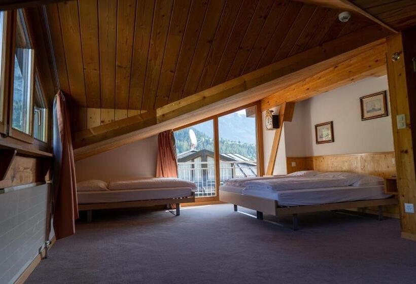 غرفة عائلية مطلّة علي الجبل, Hillsite Smart Hotel Flims