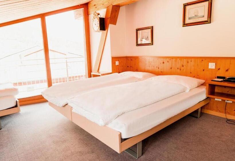 اتاق خانوادگی با چشم‌انداز کوه, Hillsite Smart Hotel Flims
