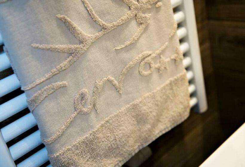 带阳台的高级房间, Cervo