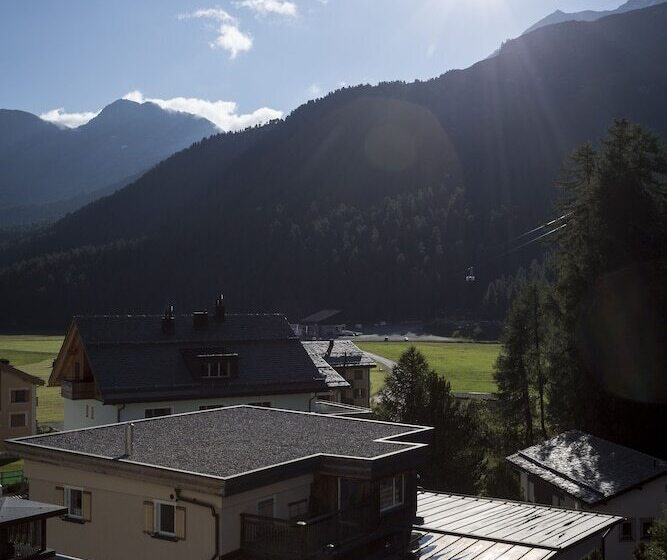 带阳台的高级房间, Cervo