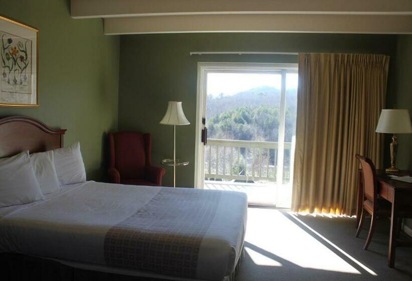 스탠다드 룸 킹사이즈 침대, Kingwood Resort & Winery