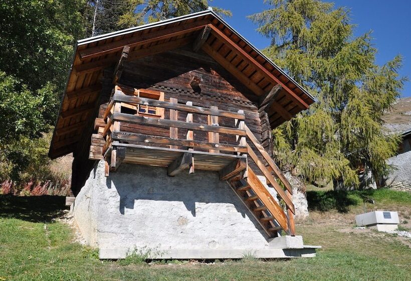 一居室别墅, Le Mayen De Colombire