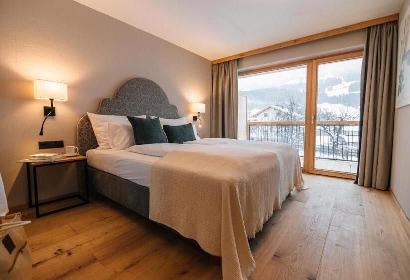 带花园景观的标准工作室, Natur Resort Rissbacher