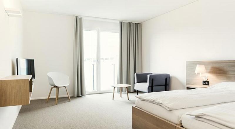 スタンダードルーム, Newstar