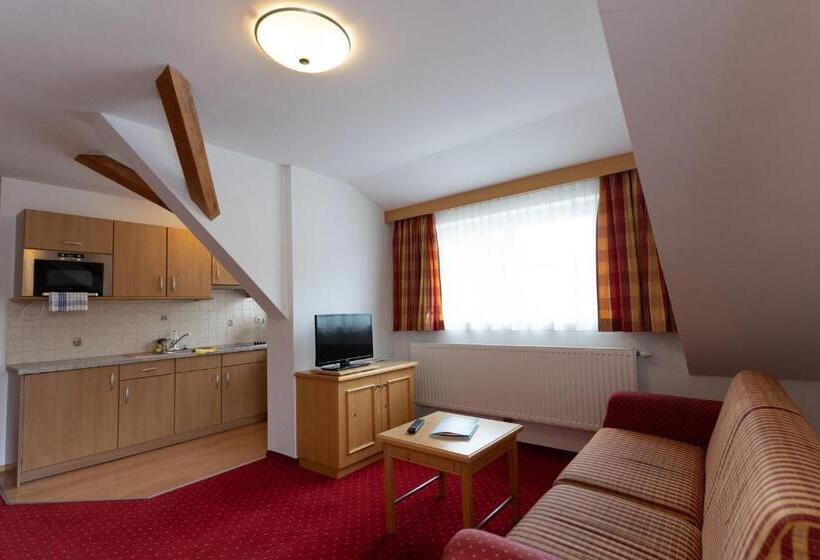 带1个卧室的带阳台的公寓, Pension Kandolf