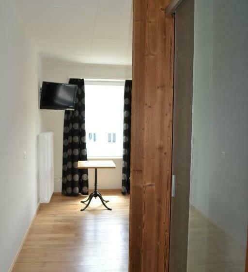 スタンダードルーム, Rätia