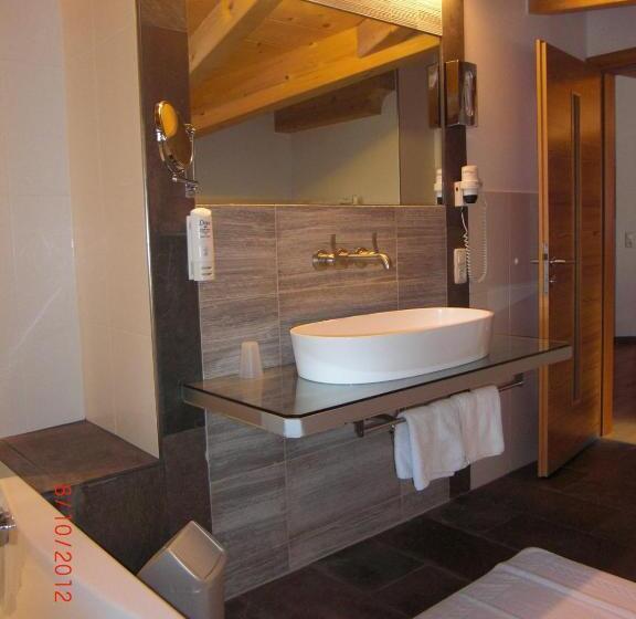 バルコニー付スイート, Schindler