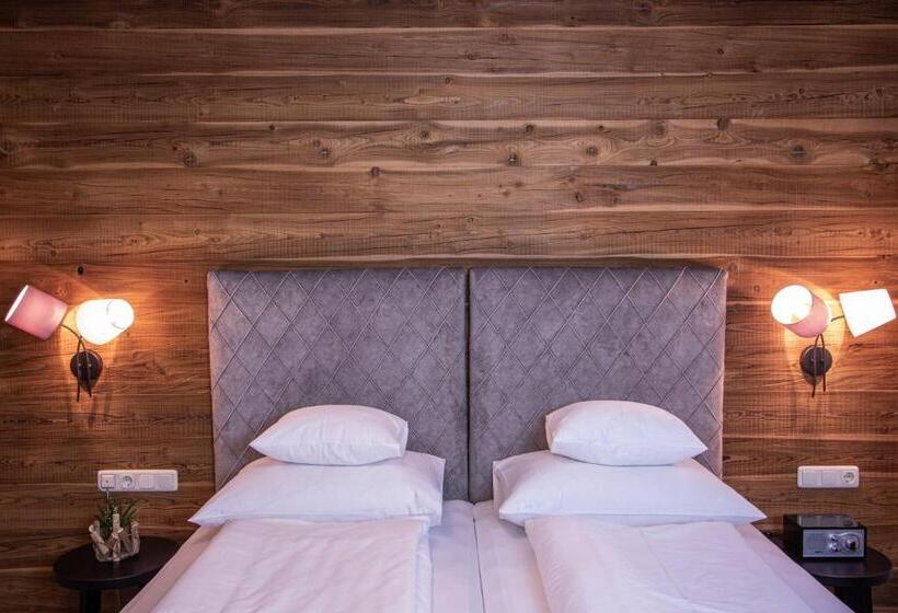 デラックスルーム, Schindler