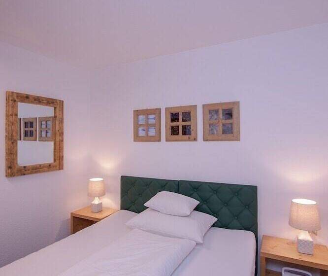 スタンダードシングルルーム, Schindler