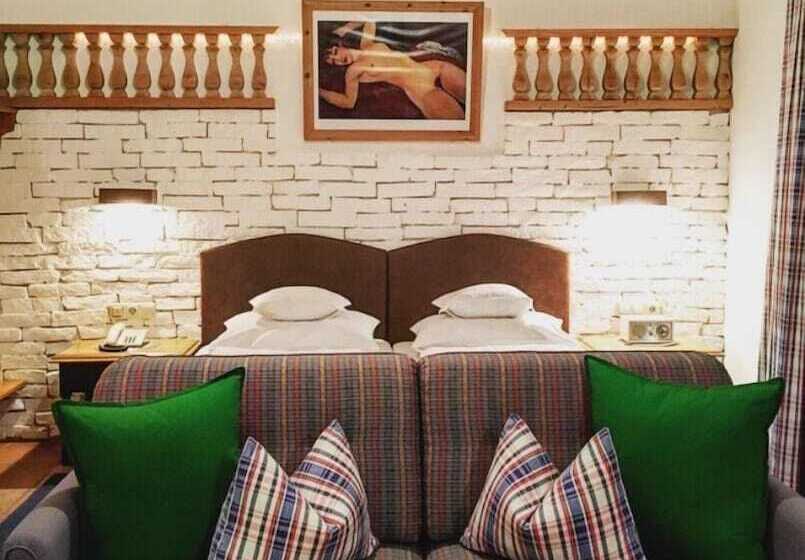 スタンダードルーム, Schindler