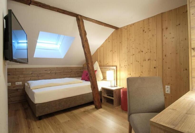 标准单人间, Alpengasthof Zur Post