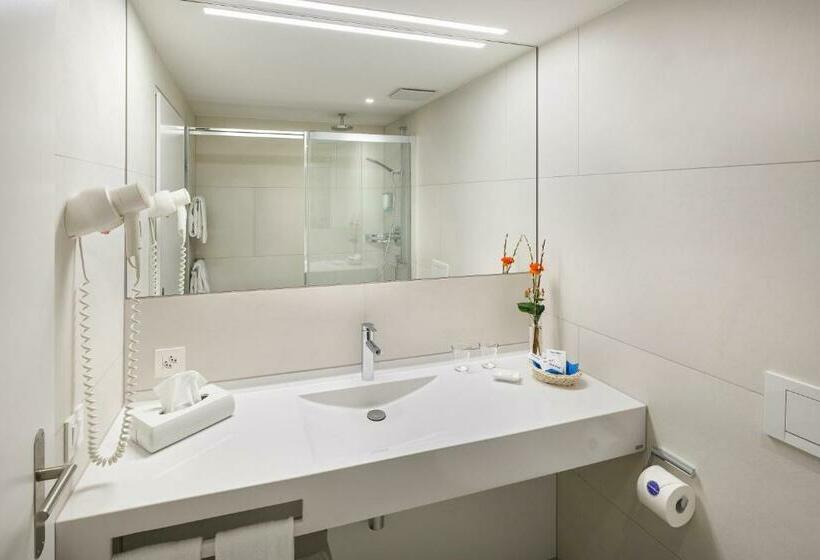 スタンダードルーム, Newstar