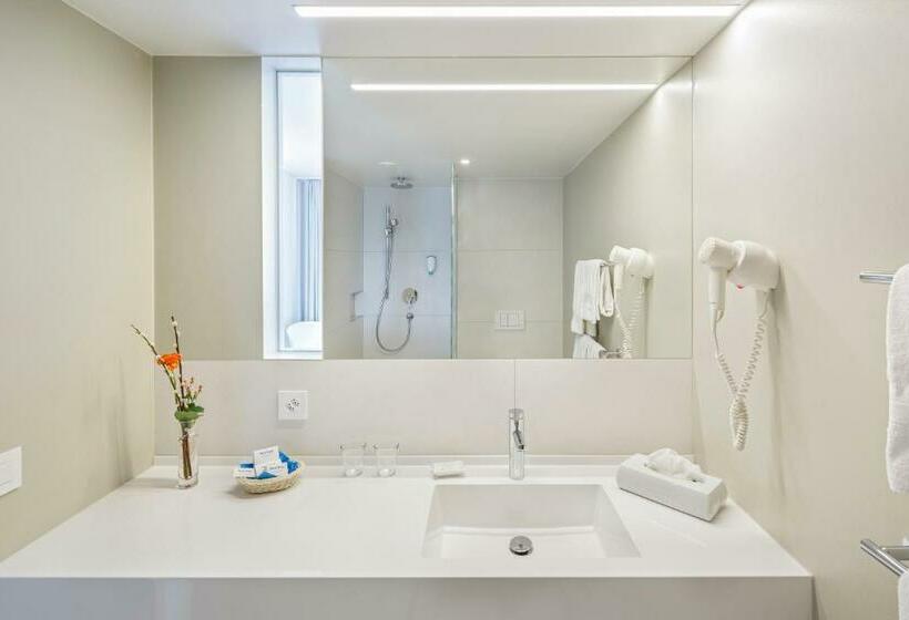 スーペリアールーム, Newstar