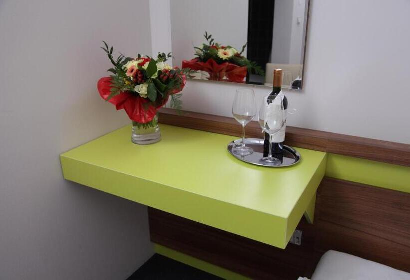 اتاق استاندارد یک نفره, Primus Hotel & Apartments