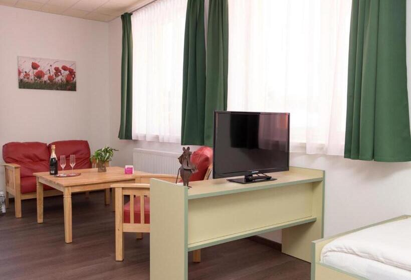 スタンダードスタジオ, Winrooms Hotel&appartement