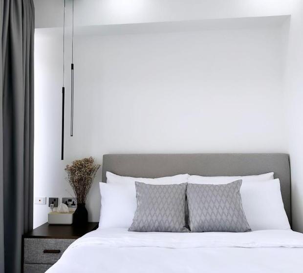 סוויטה נוף לים, Emerin Suites @ Aeon Towers