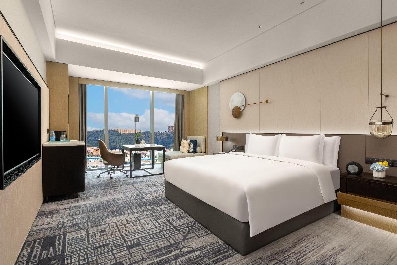 身障者適用キングサイズベッドルーム, Crowne Plaza Jiangmen Binjiang, An Ihg