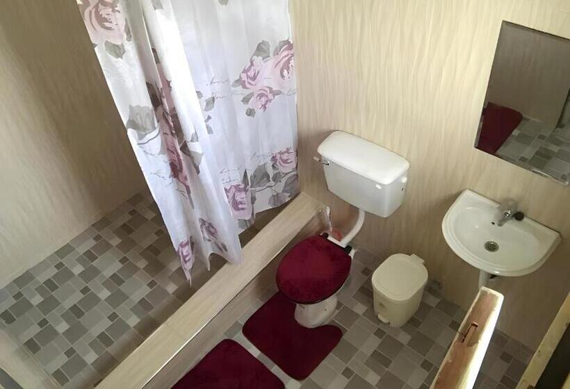 اتاق استاندارد اینتریور, Lord S Hands Guest House Hotel