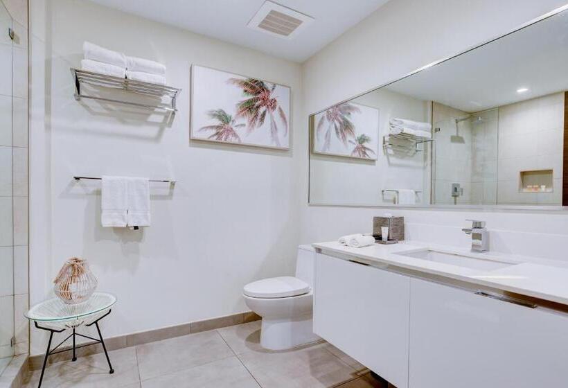 Студия Deluxe, New! Beach Access With Rooftop Pool