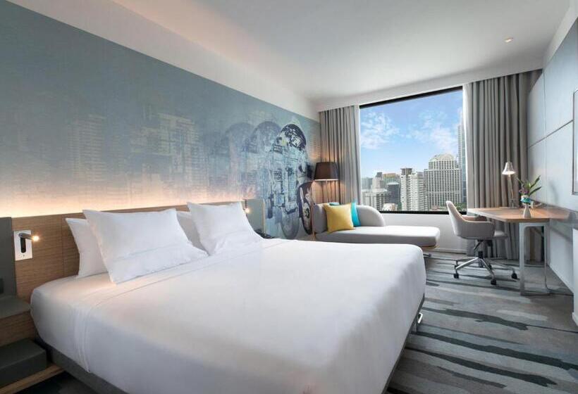 Номер Deluxe Кровать Кинг, Novotel Bangkok Sukhumvit 4