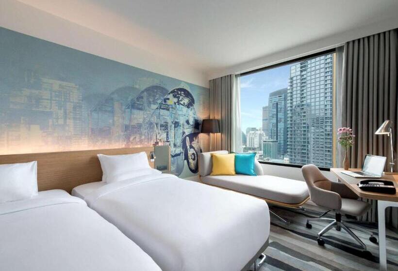 Номер Deluxe, Novotel Bangkok Sukhumvit 4