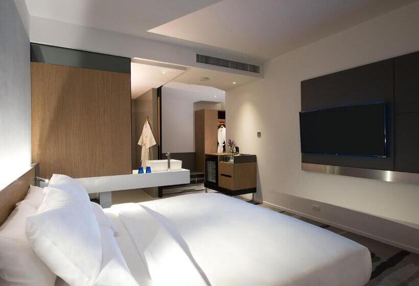 Quarto Deluxe Cama King, Novotel Bangkok Sukhumvit 4