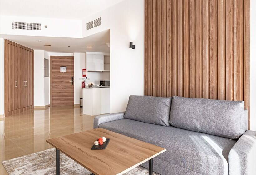 带1个卧室的高级公寓, Pyramisa Hotel Apartments