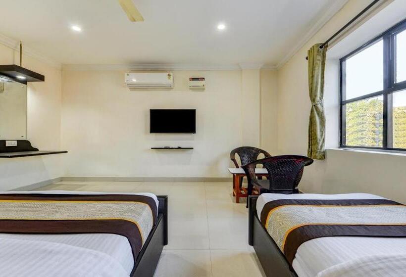 اتاق لوکس خانوادگی, The Dream Stays   Near Alrport