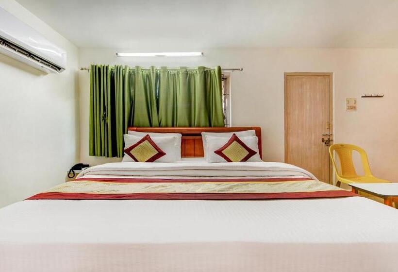 اتاق کلاسیک سه تخته, The Dream Stays   Near Alrport