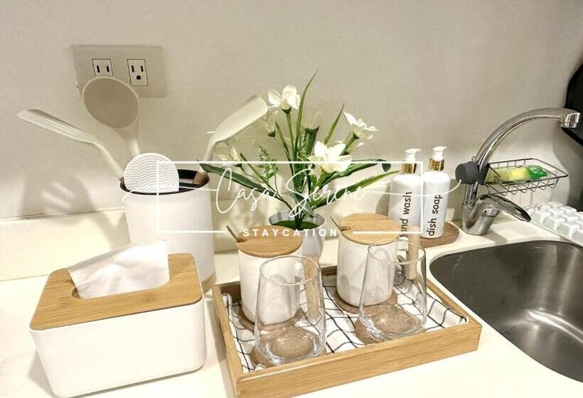 سوییت, Azure Urban Resort By Casa Serene Staycation