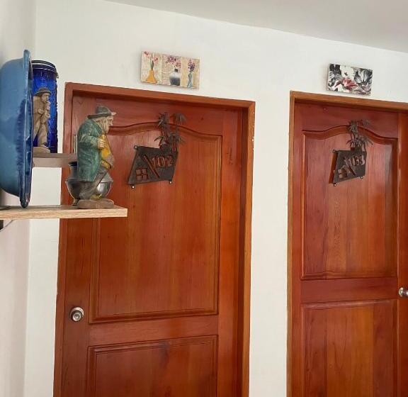 غرفة قياسية ثلاثية, Casa Hotel Mateguadua